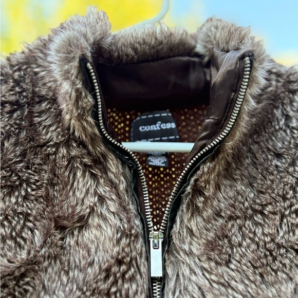 CONFESS Fur Vest in Chocolate Brown Size Small Women’s - Picture 2 of 5